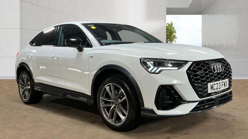 Audi Audi Q3 view 2