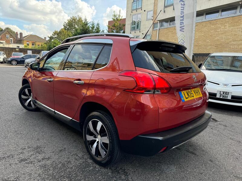 Peugeot 2008 view 4