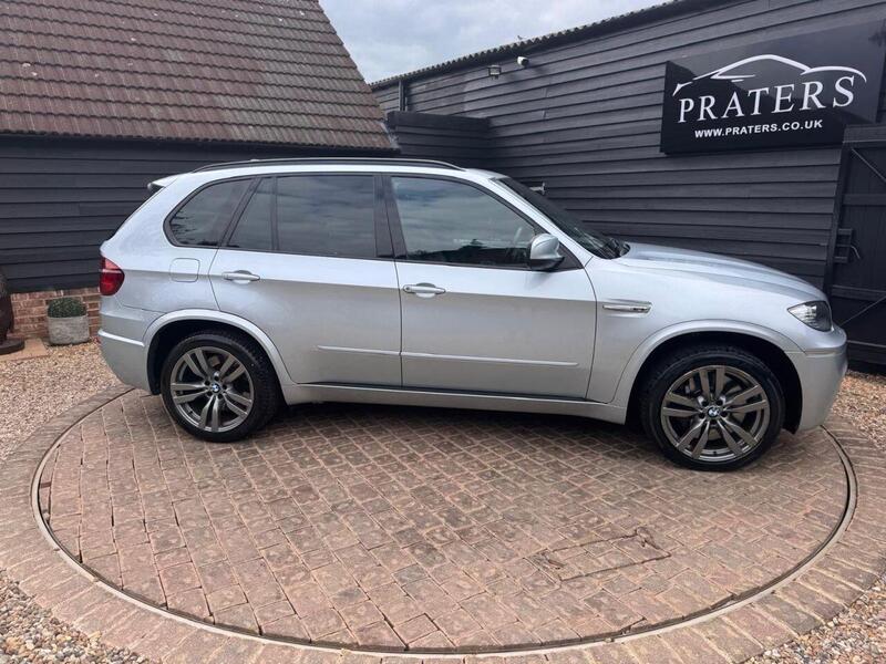 BMW X5 M view 5