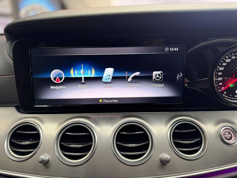 Mercedes-Benz E-Class view 34