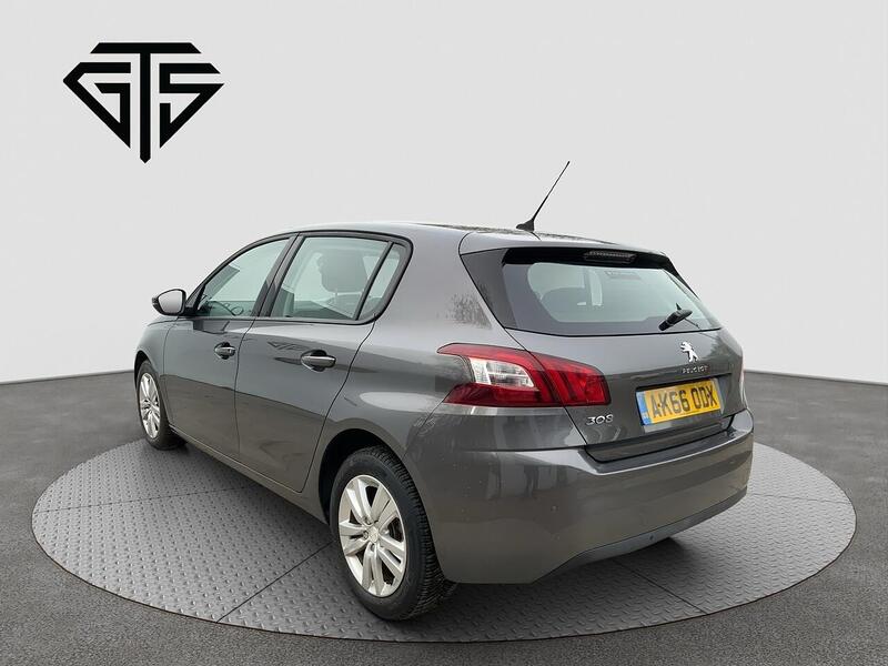 Peugeot 308 view 5