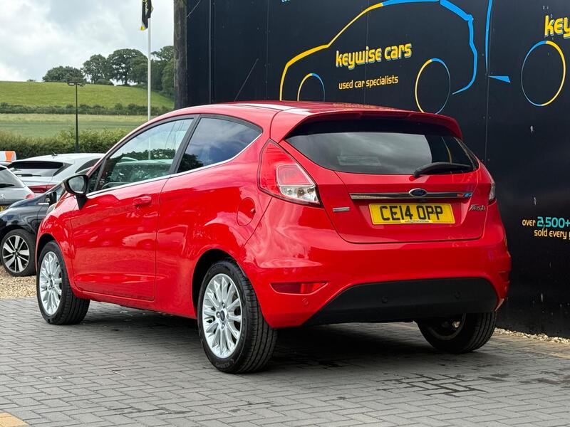 Ford Fiesta view 3