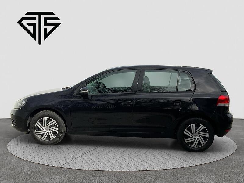 Volkswagen Golf view 6