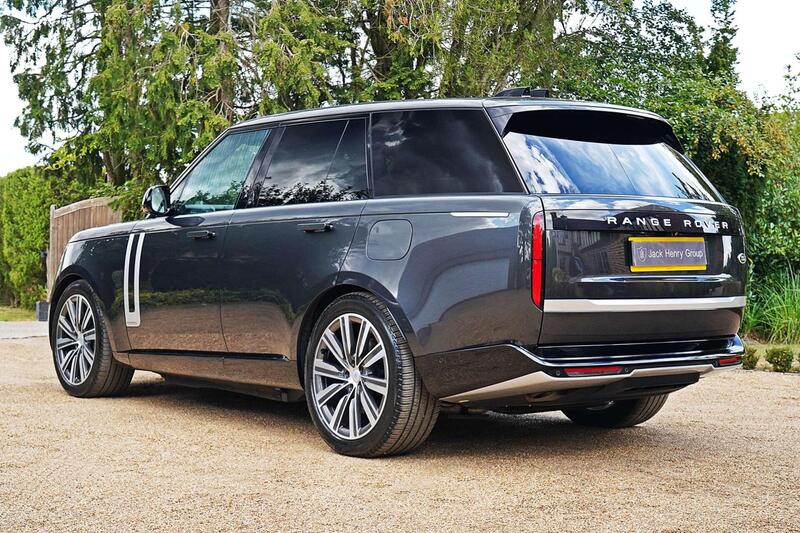 Land Rover Range Rover view 4