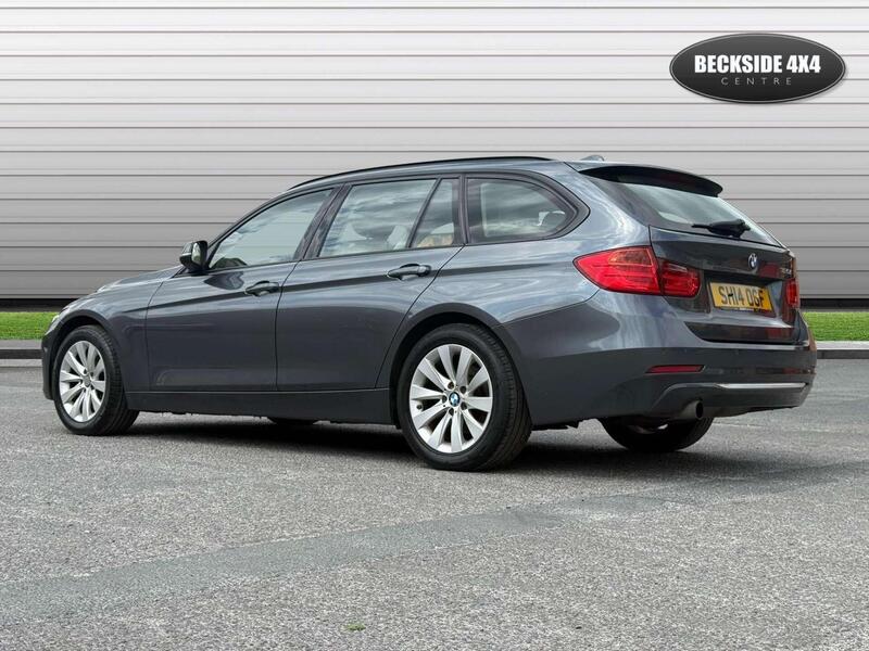 BMW 3 Series view 6