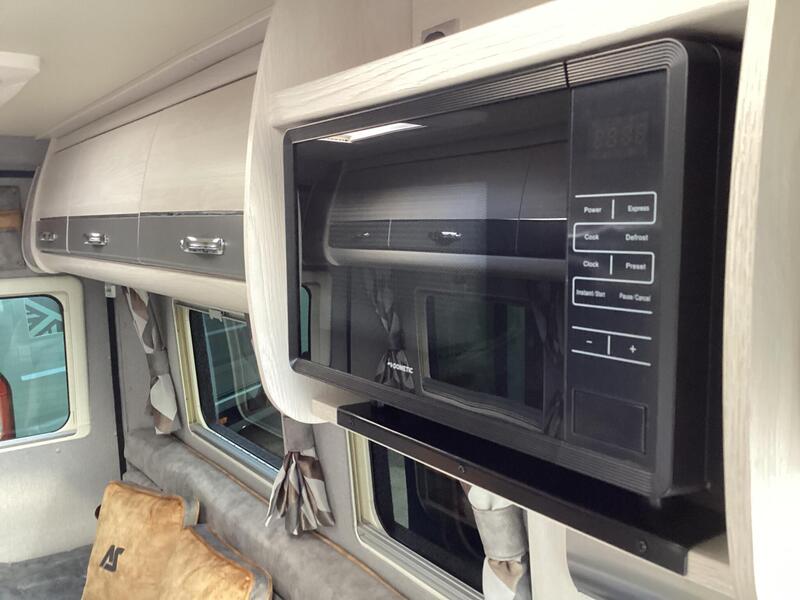 Auto-Sleepers Warwick XL — image 21