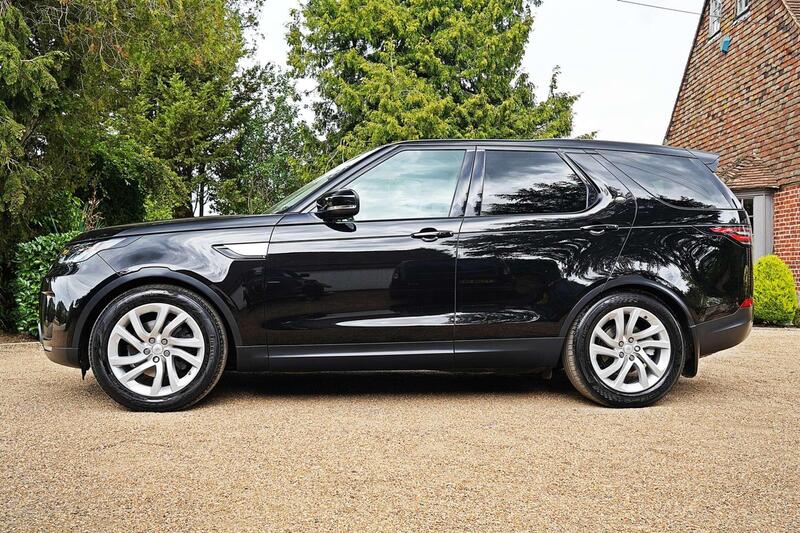 Land Rover Discovery view 2