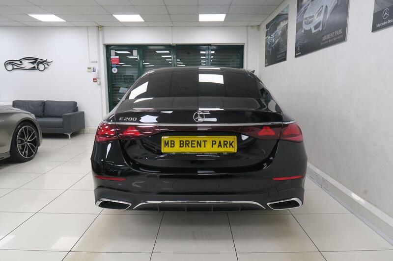 Mercedes-Benz E Class view 5
