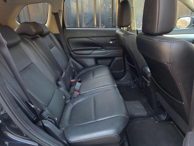 Mitsubishi Outlander 2.0h 12kWh GX4h CVT 4WD Euro 5 (s/s) 5dr thumbnail 24