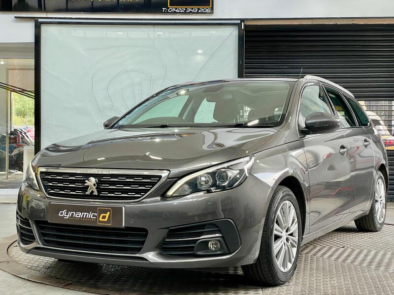 Peugeot 308 SW main image