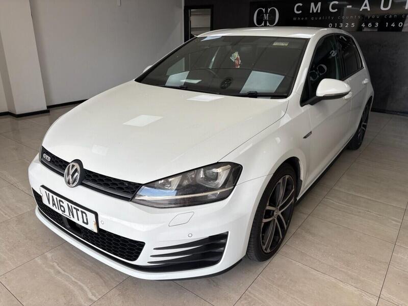 Volkswagen Golf view 7