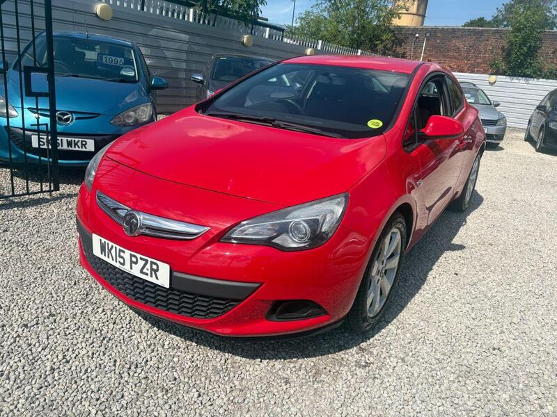 Vauxhall Astra GTC view 3