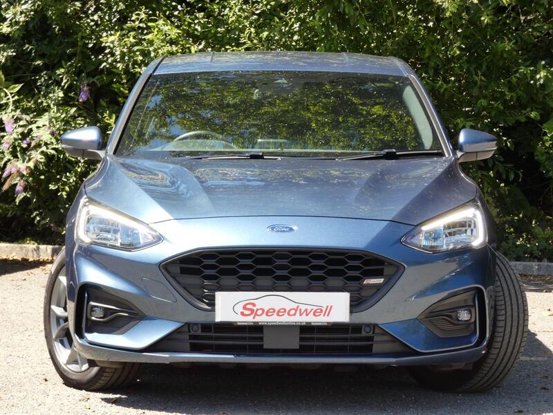 Ford Focus view 5