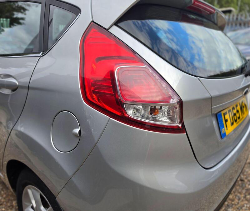Ford Fiesta 1.25 Zetec Euro 6 5dr thumbnail 11
