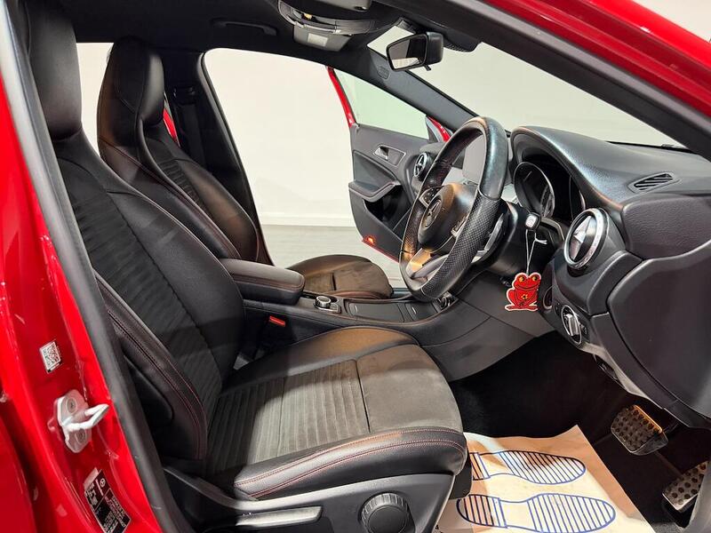 Mercedes-Benz Gla view 5