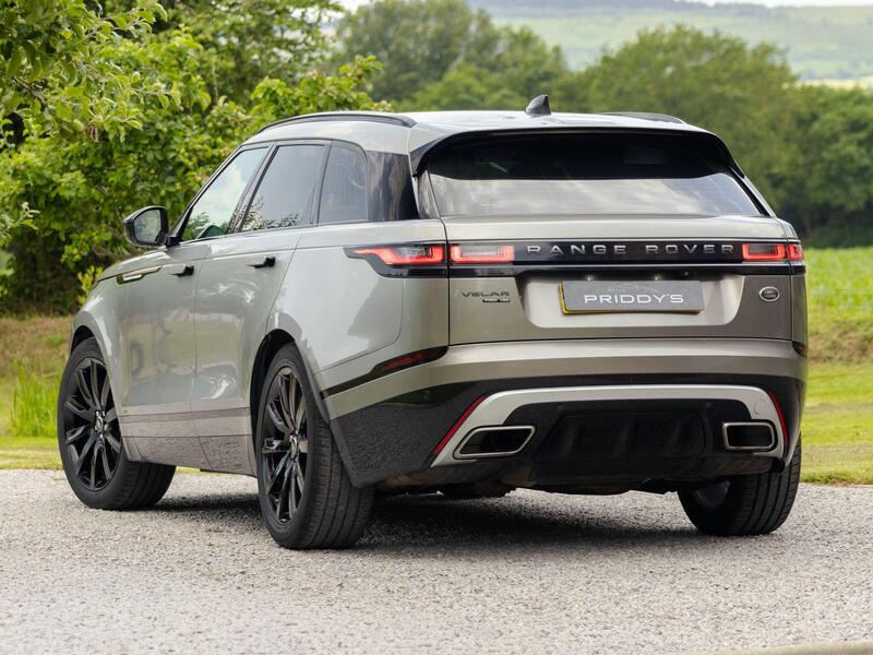 Land Rover Range Rover Velar view 5