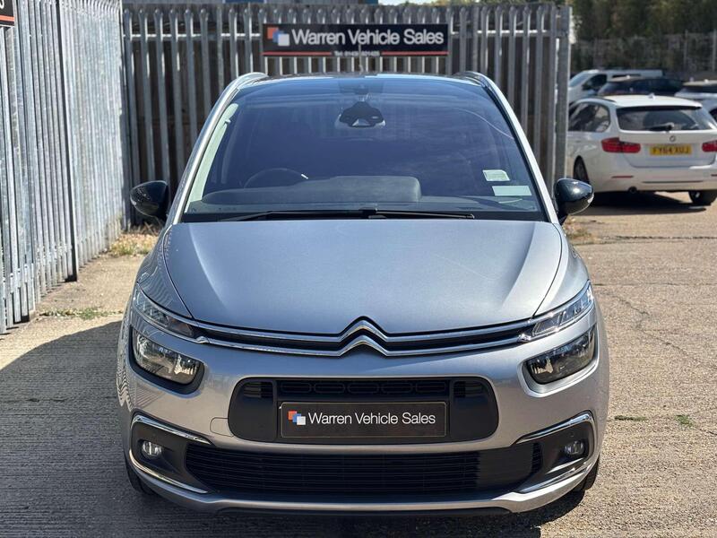 Citroen Grand C4 Spacetourer view 4