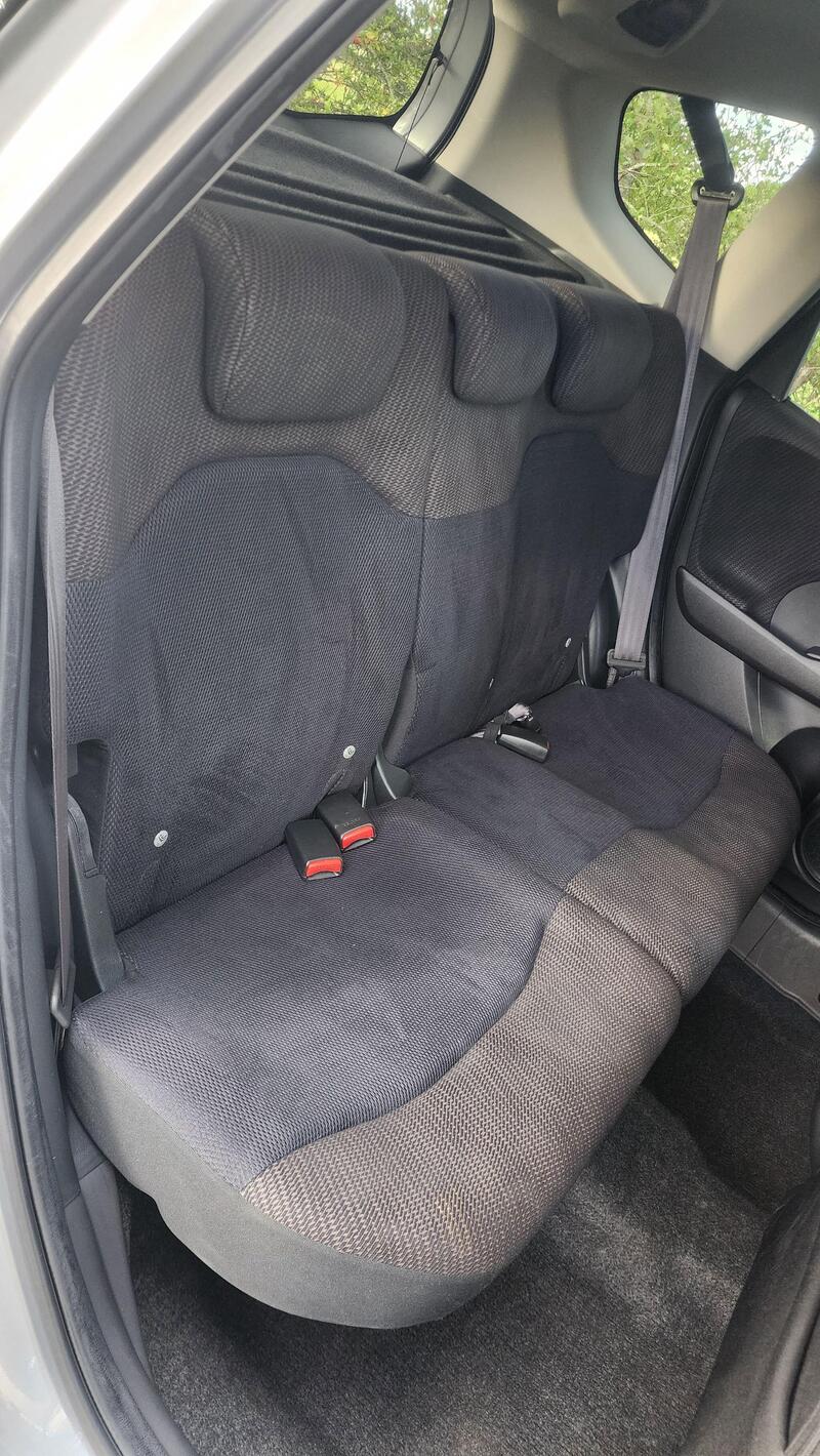 2015 Honda Jazz — photo 47