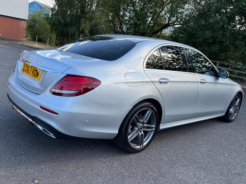 Mercedes-Benz E Class view 5