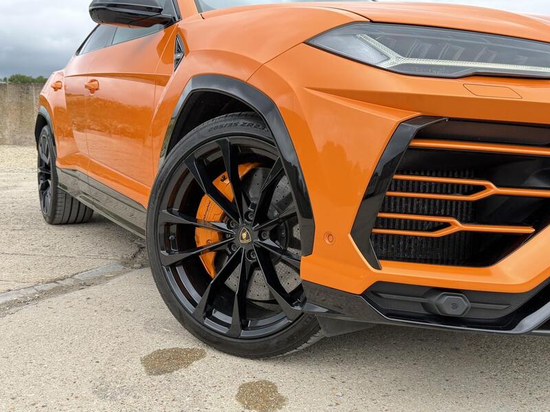 Lamborghini Urus view 2