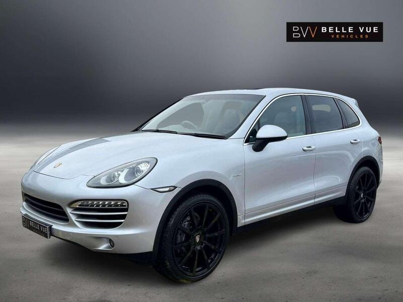 Porsche Cayenne view 6