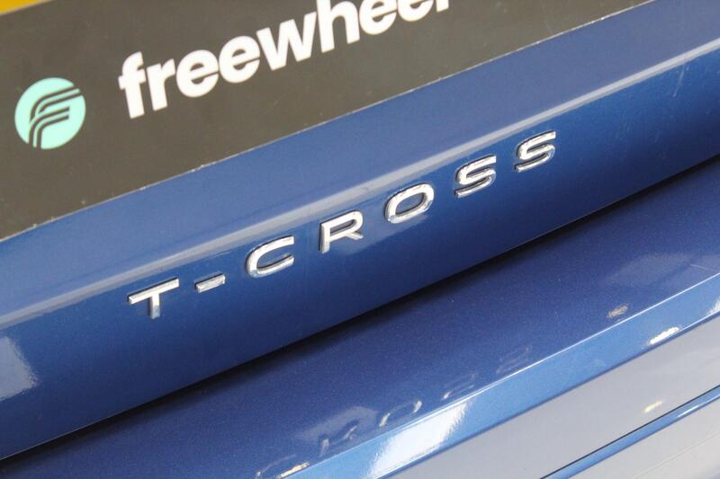 2021 Volkswagen T-Cross in Blue — image 31 of 76