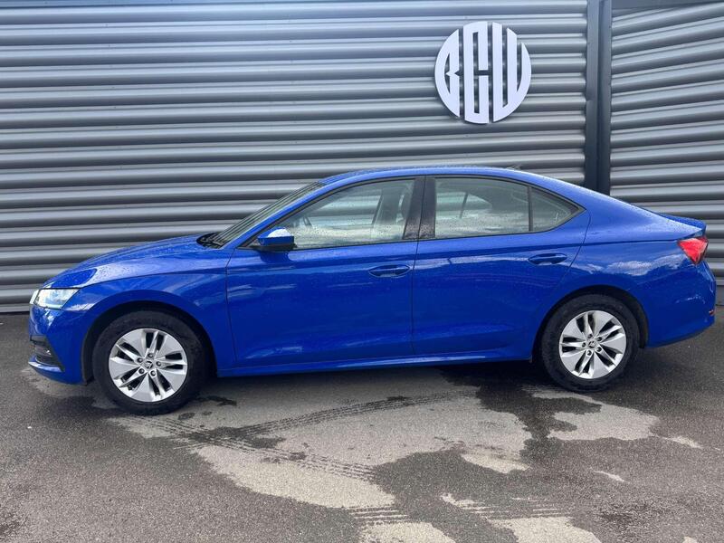 Skoda Octavia view 6