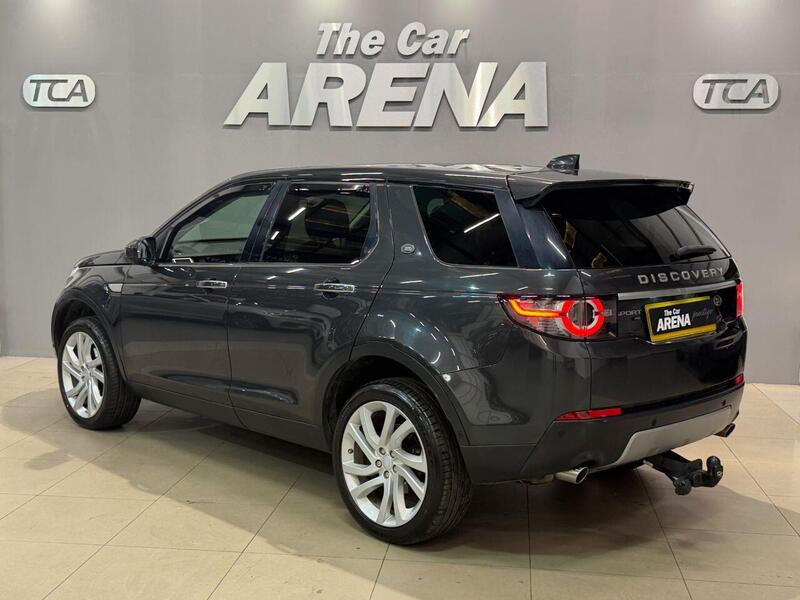 Land Rover Discovery Sport view 7