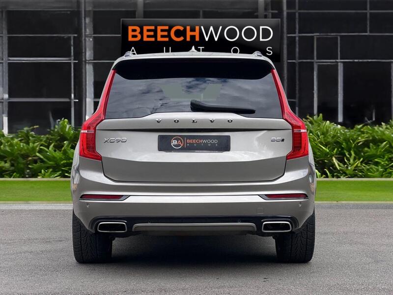 Volvo XC90 view 5