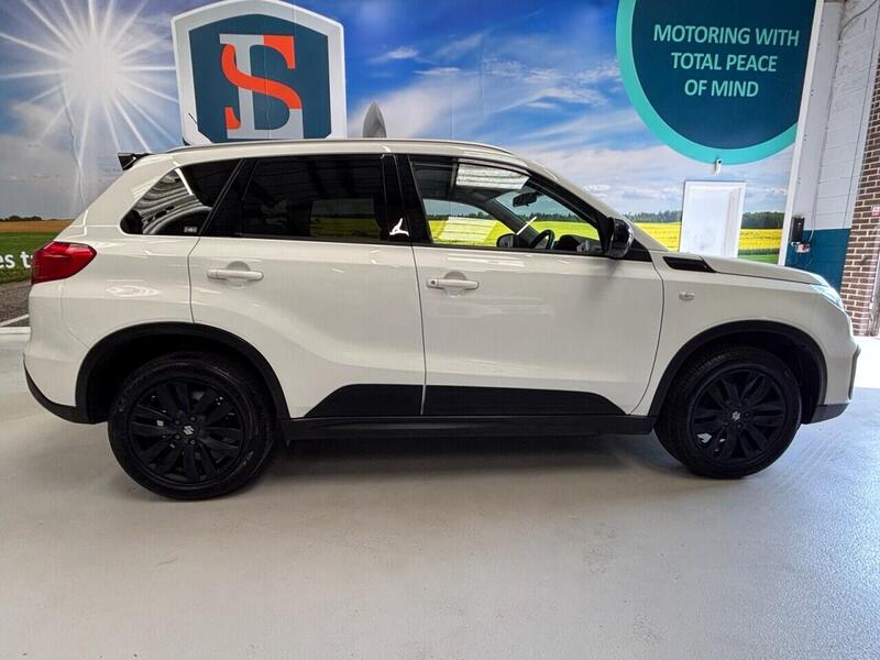 Suzuki Vitara view 4