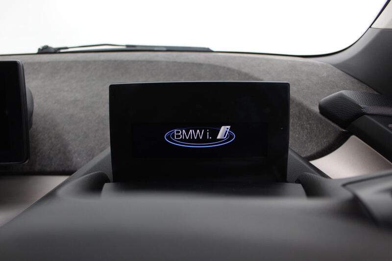 2022 BMW i3 in White — image 49 of 79