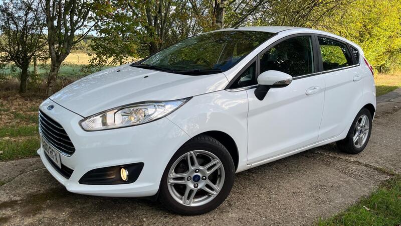 2013 Ford Fiesta — photo 5