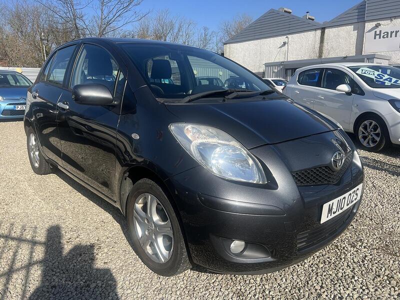 Toyota Yaris main image