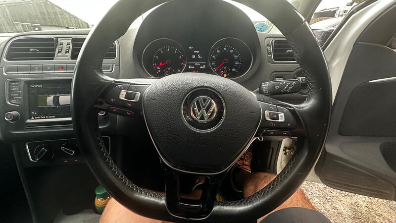 2017 Volkswagen Polo — photo 15