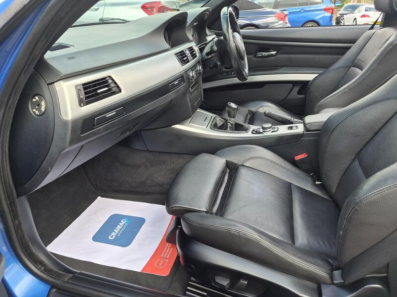 BMW 3 Series view 5