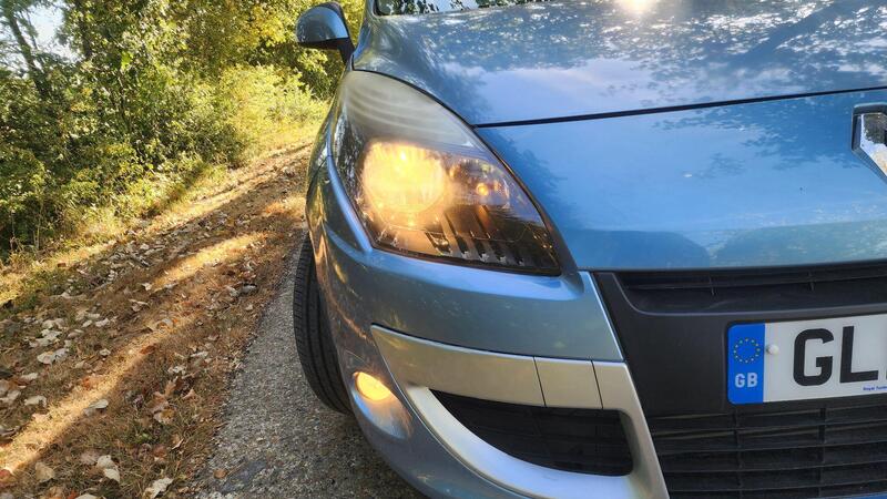2010 Renault Scenic — photo 19