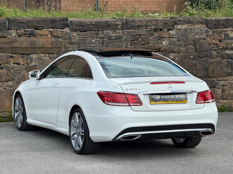 Mercedes-Benz E-Class view 5