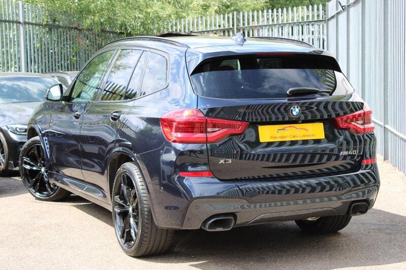 BMW X3 view 3