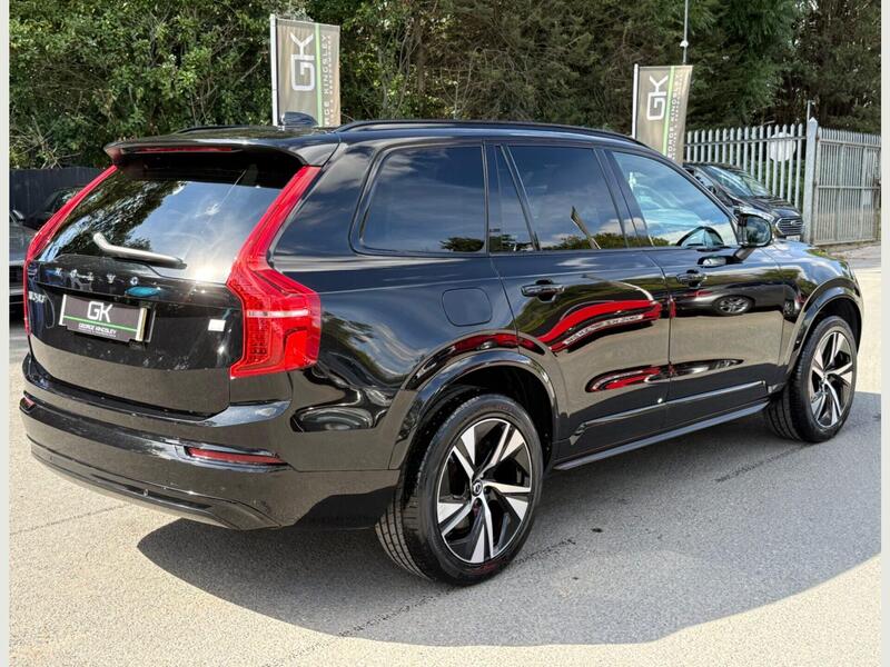 Volvo XC90 view 6
