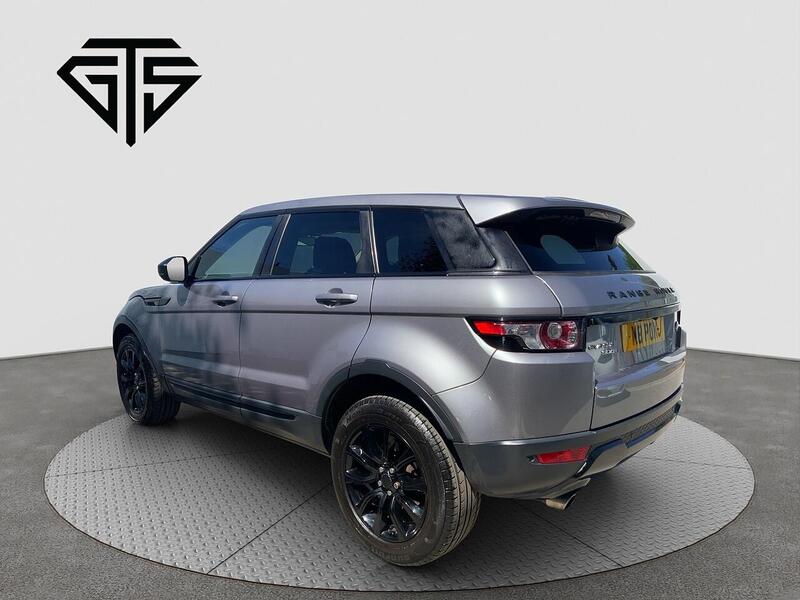 Land Rover Range Rover Evoque view 5