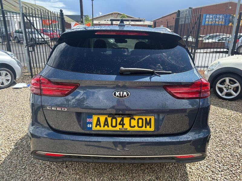 Kia Ceed view 5
