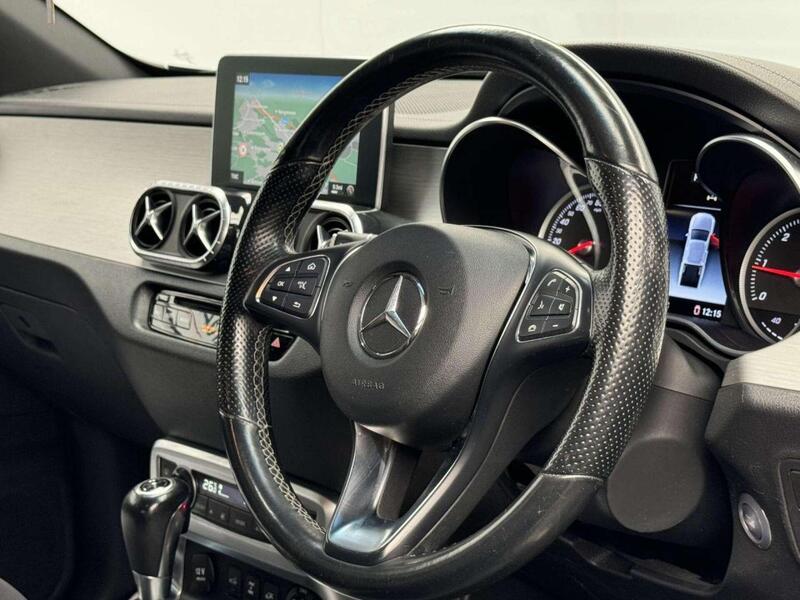 Mercedes-Benz X-Class view 16