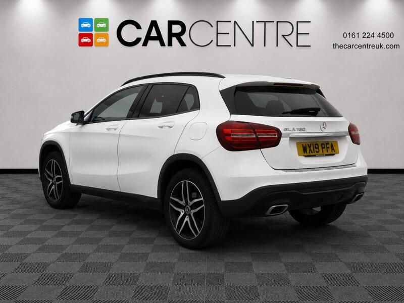 Mercedes-Benz Gla view 2