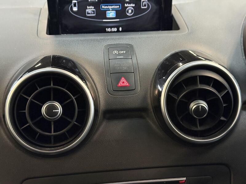 Audi A1 view 25