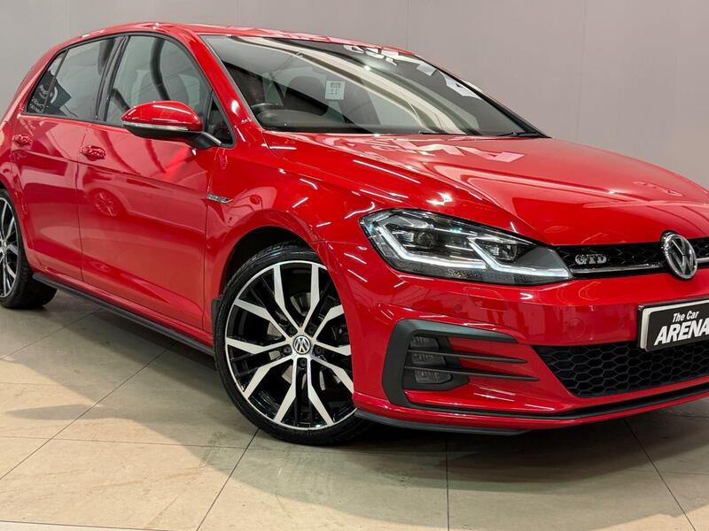 Volkswagen Golf view 3