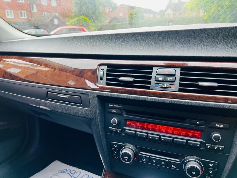 BMW 3 Series view 34