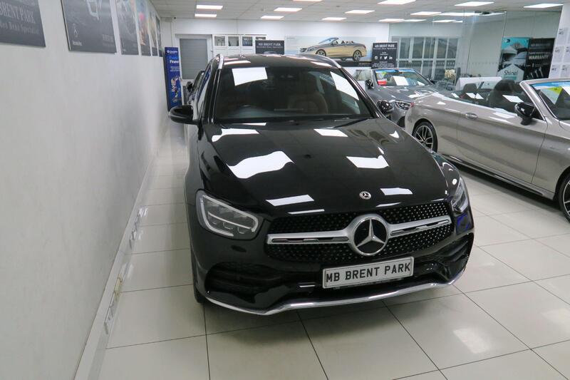 Mercedes-Benz Mercedes-Benz GLC view 3
