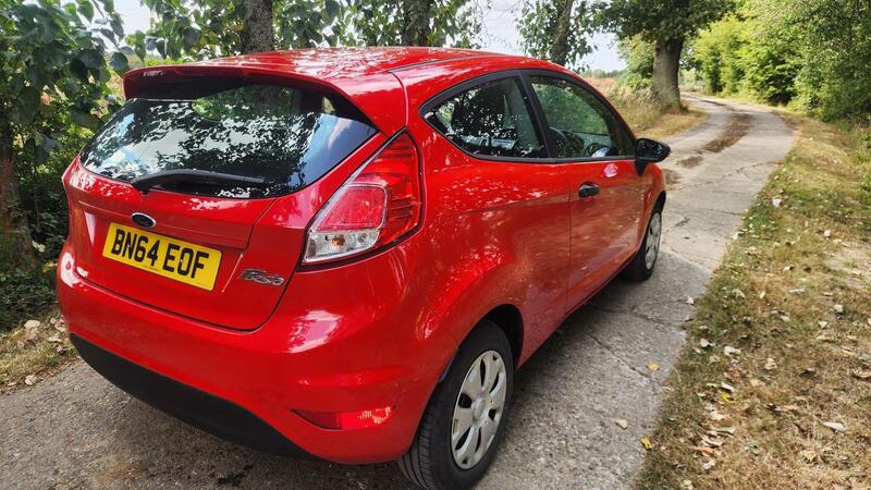 2014 Ford Fiesta — photo 5