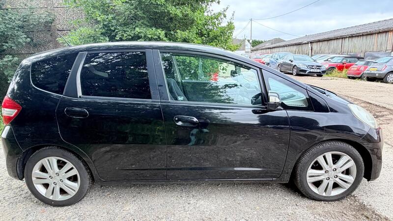 2011 Honda Jazz — photo 4