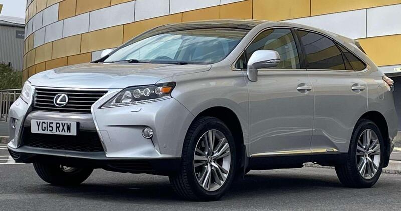 Lexus RX view 3